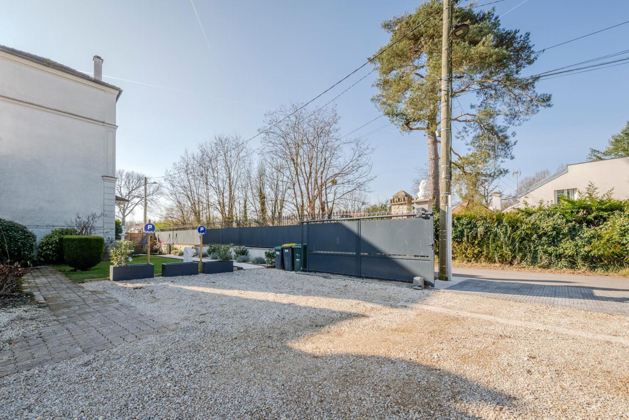 Jungle - Magnifique Appartement Avec Parking Prive - Paris-Disney & Cdg A 25 Minutes Pomponne 外观 照片