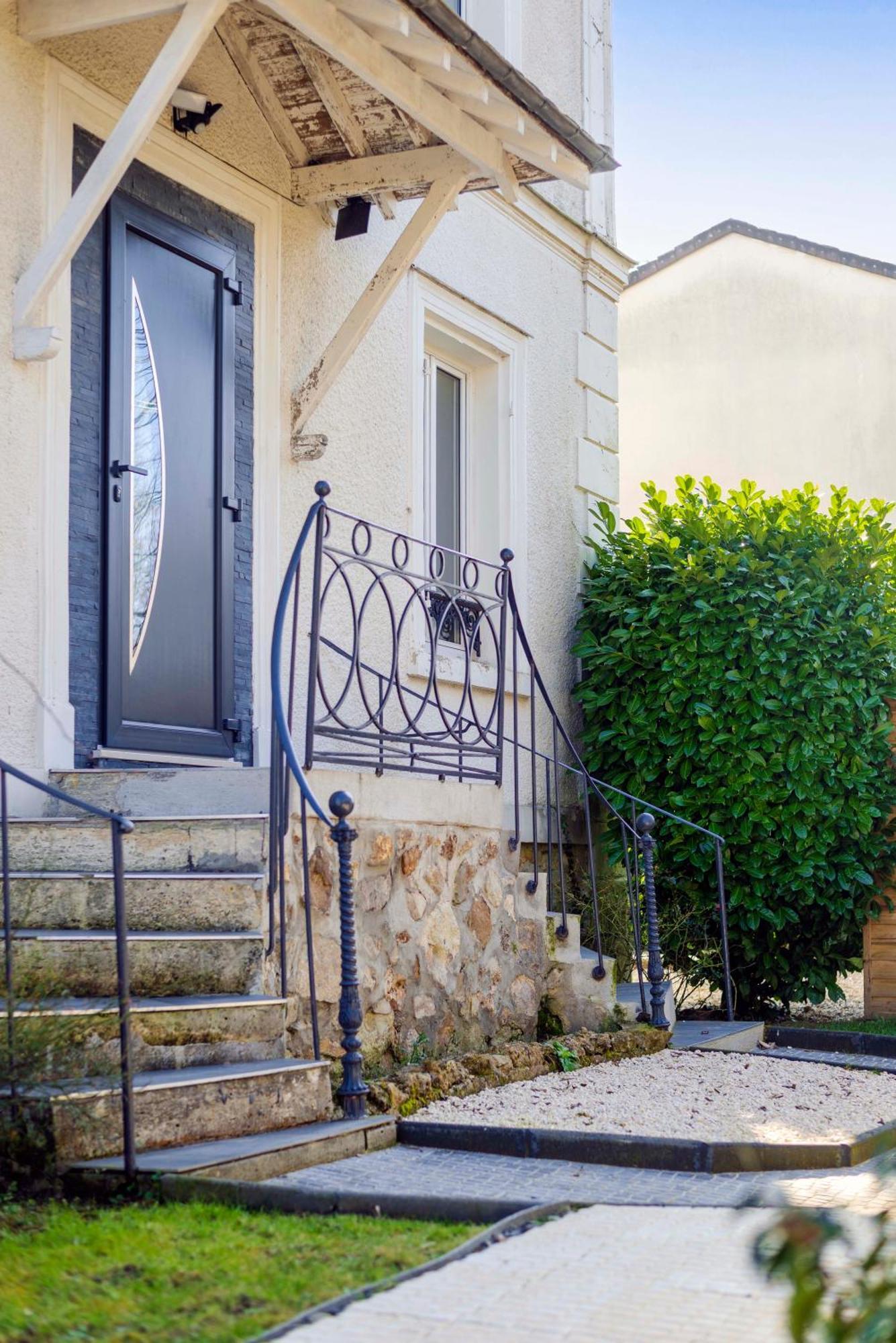 Jungle - Magnifique Appartement Avec Parking Prive - Paris-Disney & Cdg A 25 Minutes Pomponne 外观 照片